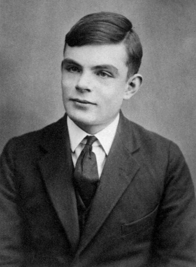 ภาพถ่ายขาวดำของ Alan Turing เมื่ออายุประมาณ 16 ปี